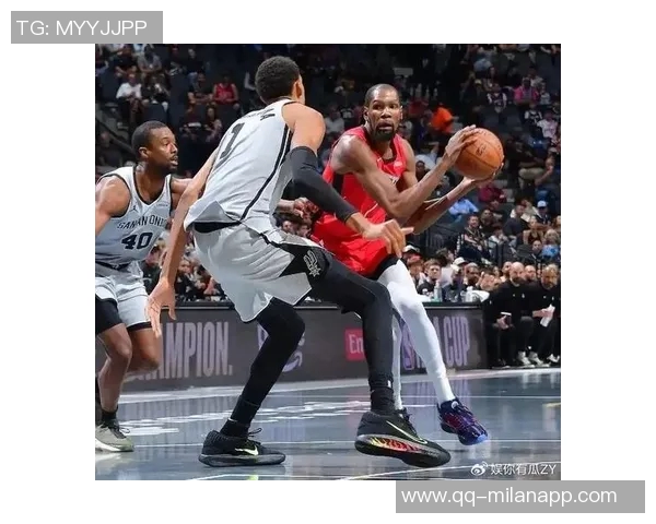 乌度卡称杜兰特状态依旧如昔认真对待比赛毫无下滑迹象 乌度卡称杜兰特状态依旧如昔认真对待比赛毫无下滑迹象