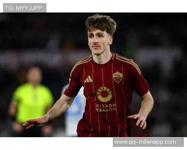 萨勒马科尔斯表达对球队的自豪感与信任感,展望未来赛季的信心与期待 萨勒马科尔斯表达对球队的自豪感与信任感,展望未来赛季的信心与期待