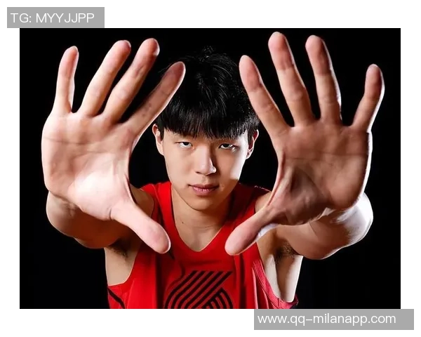 杨瀚森今日表现惊艳但偶显疲态与脱节引人关注 杨瀚森今日表现惊艳但偶显疲态与脱节引人关注